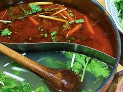 -黔诚多彩火锅(甲秀楼店)