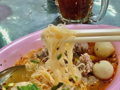 -榮泰米粉湯(Left Shop)