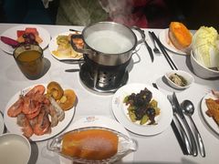 -领鲜活海鲜榴莲自助火锅(东门店)