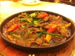 铁板牛肉-明记海鲜酒家