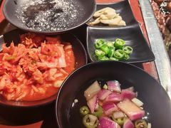 -肉甲韩国木炭烤肉(新壹街1店)