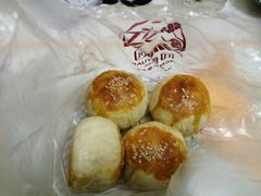 豆沙蛋黄酥-闻酥园(青羊区文殊坊店)