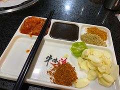 -牛味道炭火烤肉(湖前总店)