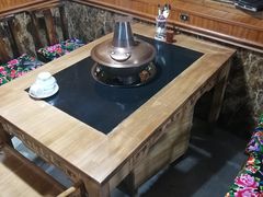 -果松木炭酸菜铜火锅·外婆参鸡汤