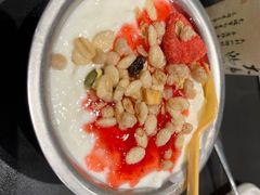 -呼伦一只牛·烧串酒场(陆家嘴店)