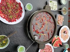 -憨石匠鲜菜火锅(沙坪坝融汇温泉店)