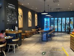 大堂-星巴克(北京万科时代广场店)