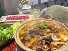 -沙胆彪炭炉牛杂煲(上海日月光广场店)
