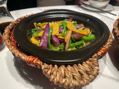 -领鲜天下·焗海鲜·花胶鸡(天目里店)