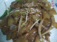 -阿政粤小馆(中央大街店)