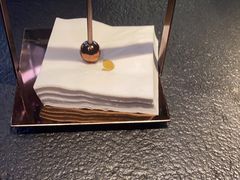 -蝴蝶里·粤菜·点心(滨江龙湖店)
