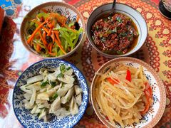 -一个勺子新疆锡伯主题私房菜(红墙巷49号院店)