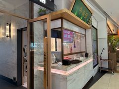 -左庭右院鲜牛肉火锅(浦江欢乐颂店)