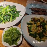 一锅暖心的基围虾砂锅粥，搭配普宁炸豆腐的绝妙