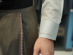 -尊卡诺高级西装礼服定制(江东中路店)