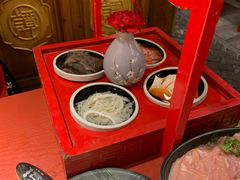 -谭鸭血老火锅(龙湖宝山天街店)