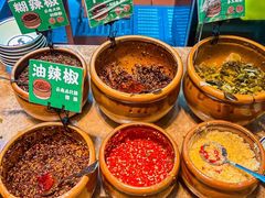 -云阿蛮云南生烫牛肉米线(奉贤路店)