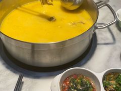 -澳美徕·港式花胶鸡火锅(高新万达店)