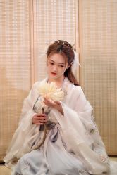 -汉仪华裳汉服馆(打浦桥店)