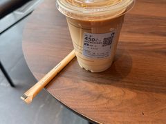 -瑞幸咖啡(显贵商务楼店)