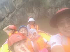 -尧山大峡谷漂流
