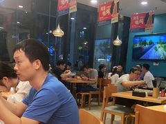 大堂-夏雪花·清真餐厅(生态园店)