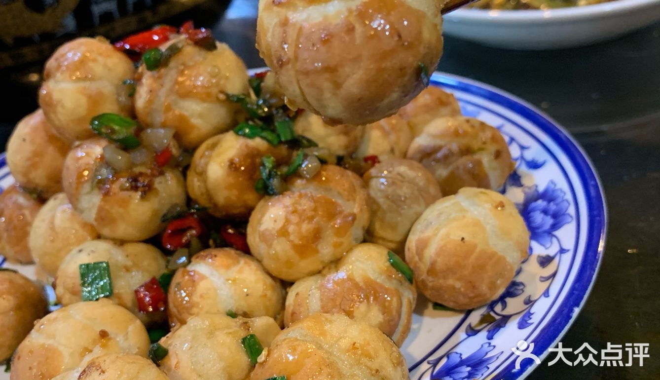 给江边这家江湖菜狂点赞