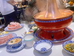-一只羊·铜锅涮羊肉烧烤