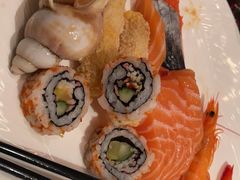 -宝利来国际大酒店-凤凰阁旋转餐厅