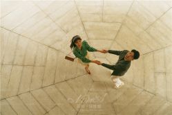 -易摄影婚纱摄影工作室