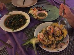 -Pakwan Restaurant & Bar