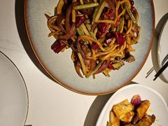-阿里疆Alijiang·丝路美食·异域风情·清真(长楹天街店)