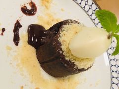 熔岩巧克力蛋糕配冰淇淋-EN SPACE恩空间