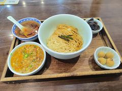-蟹上黄·蟹黄面·江南糖水(人民广场店)