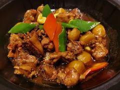 栗子滑鸡煲-上海人家花樣年华(中山公园店)