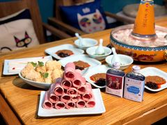 特色羊肉卷-贰重天冰煮羊自助火锅(东坝店)