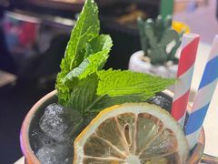 -Famous肥猫墨西哥音乐餐吧(五棵松华熙LIVE店)