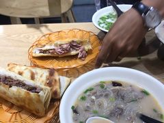 -金诚张妈妈羊汤·驴肉火烧(旧宫佳和园店)