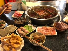 -邓莽子老火锅(中兴路总店)