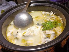 -九锅一堂酸菜鱼(万达广场店)