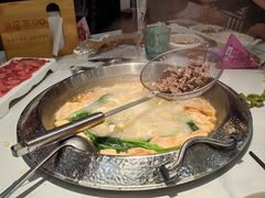 -浪里寻·臻牛养生牛肉火锅(方圆荟店)