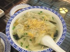 特色小馄饨-笑来喜馄饨小笼工坊店(湖滨街店)