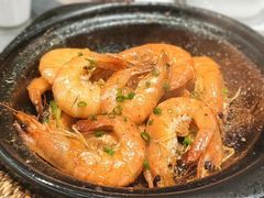 活虾黄油焗-胡叨叨黄油砂锅焗海鲜(百家湖1912店 )