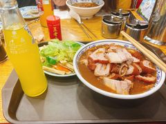 卤煮火烧-门框胡同百年卤煮(新街口店)