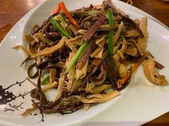 -小厨子私房菜·云南美食店