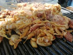 招牌酸菜猪五花肉-北京小炮儿炙子烤肉·铜锅涮肉(珠江路店)