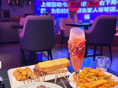 -粉墨特色菜·烧烤音乐酒馆