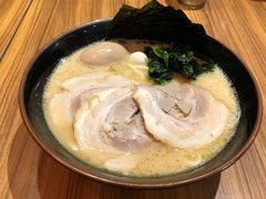 -横浜家系ラーメン壱角家(新宿アルタ裏店)