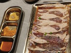 -草家酱蟹炭火烤肉店(珲春南路一店)