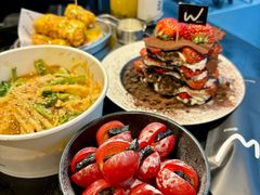 -W COLLECTIVE  DESSERT SHOP
